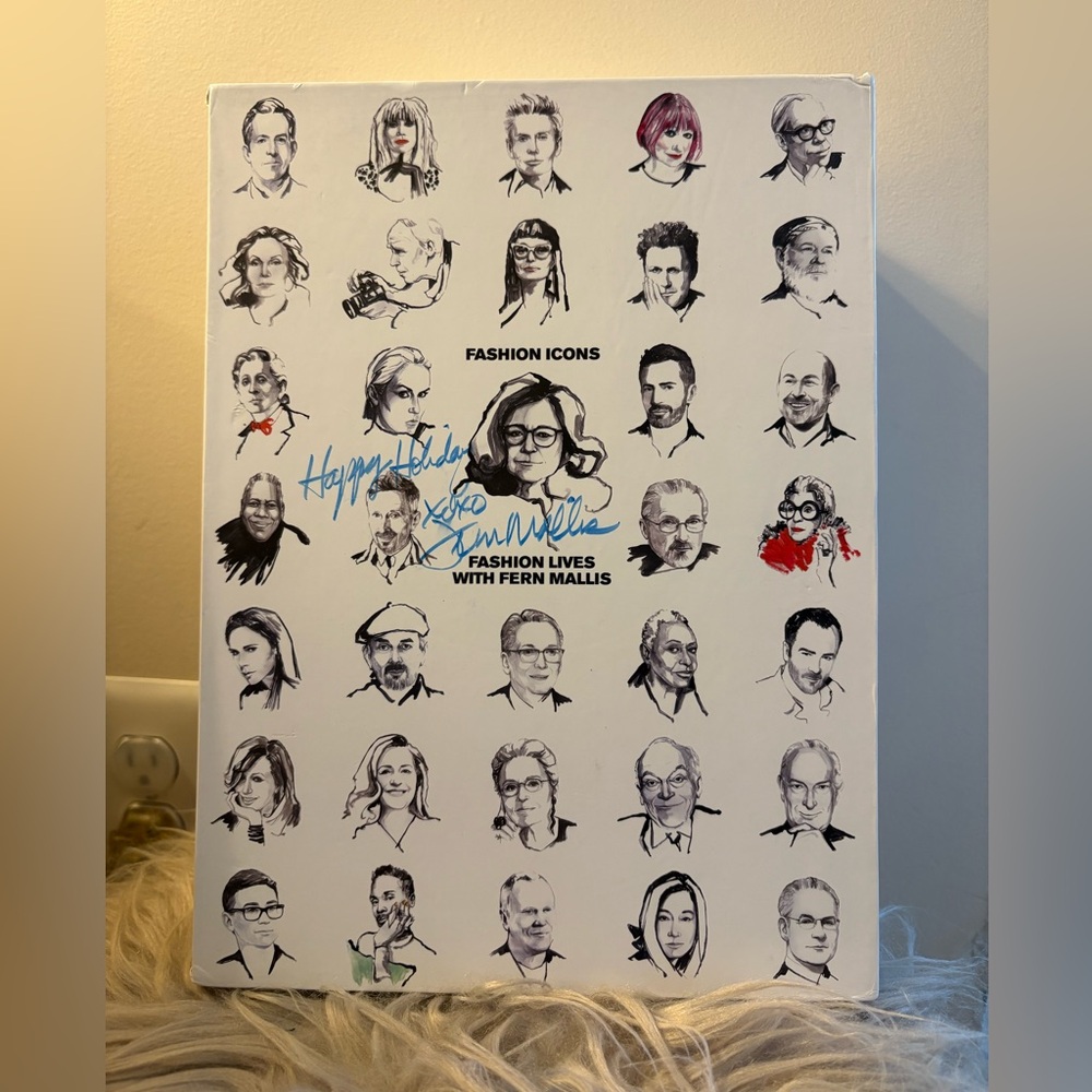 Fashion Lives with Fern Mallis Book Rizzoli